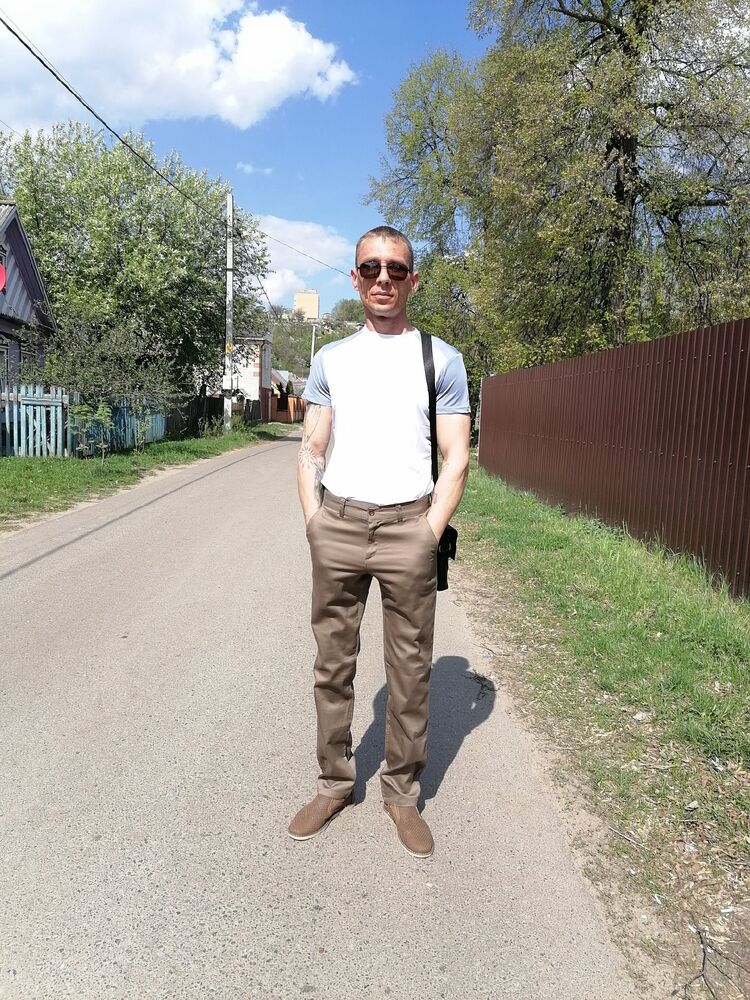  34474046  Igor, 41 ,    