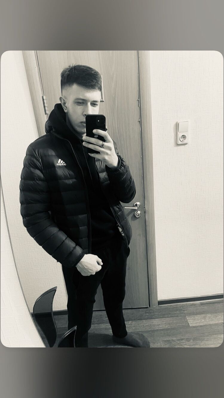  42589486  , 24 ,    