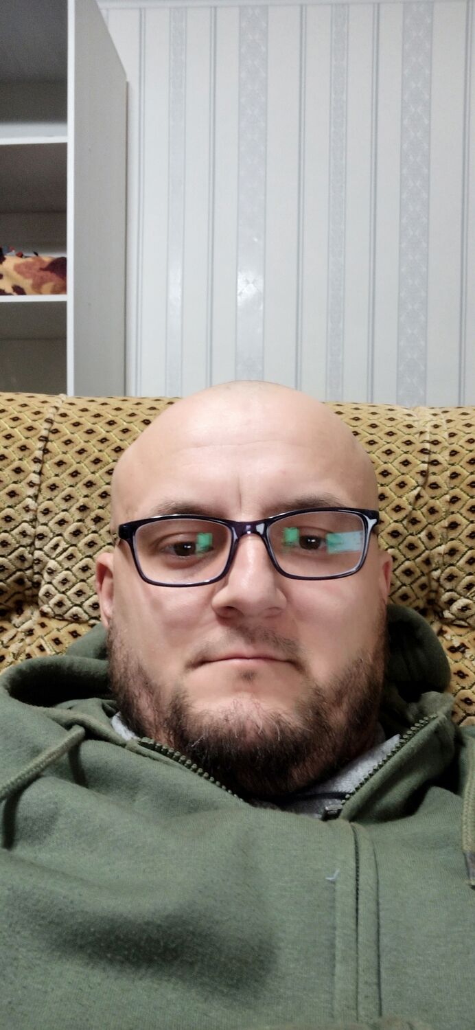  ,   Alexanddru, 34 ,     , c 