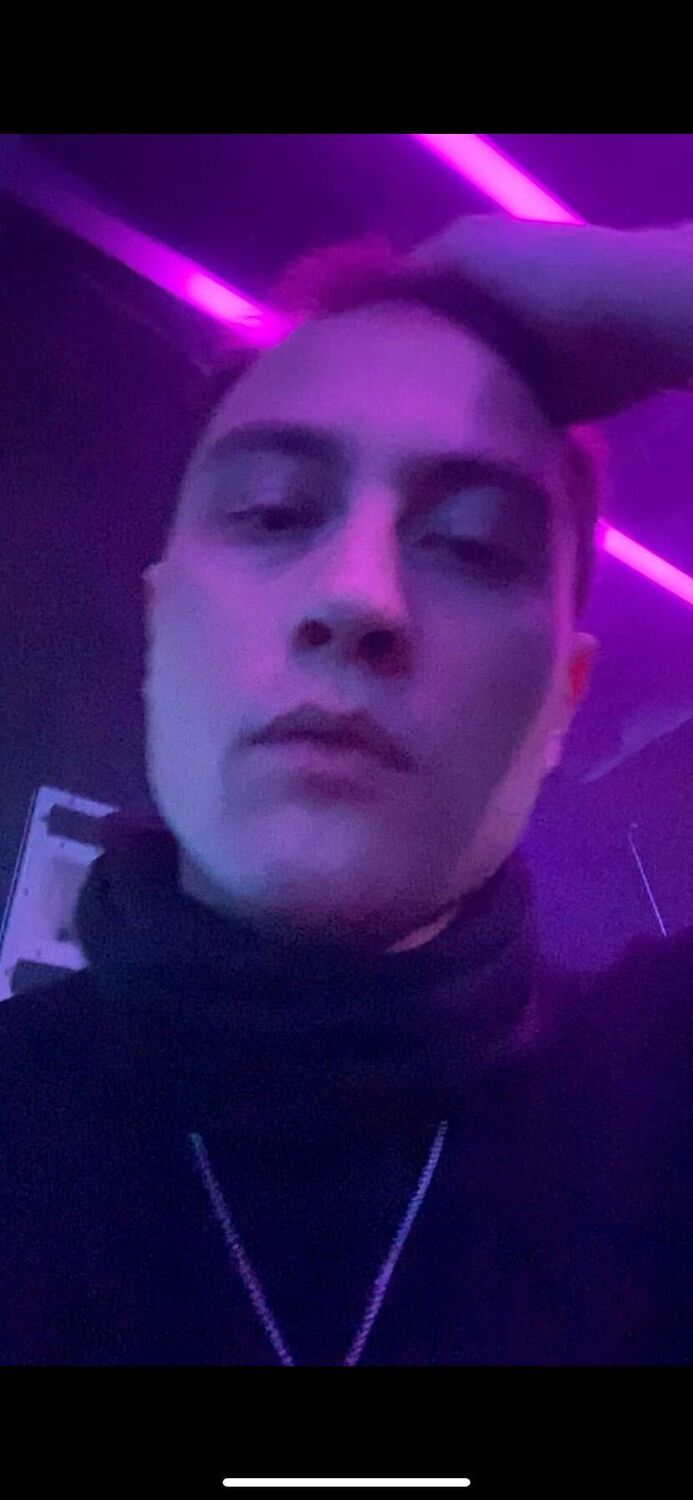  ,   Vadim, 31 ,  