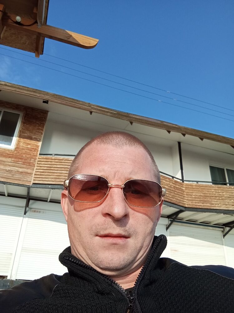  53292726  , 37 ,    