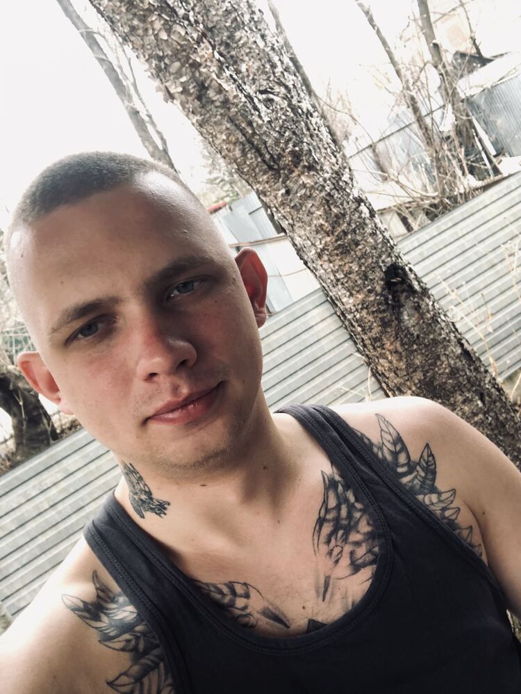  42537556  , 24 ,    