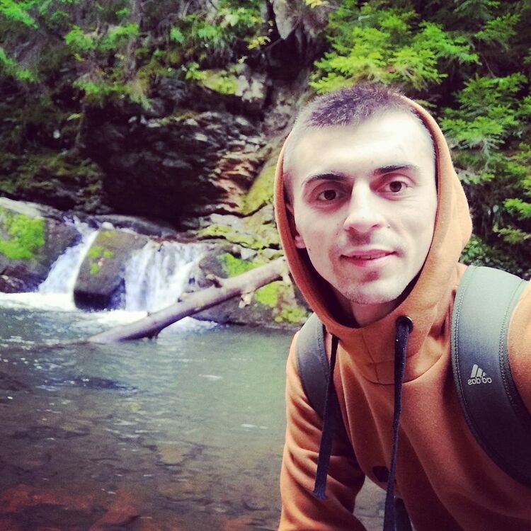  18910846  Ruslan, 31 ,    