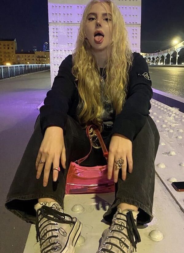  ,   , 22 ,  