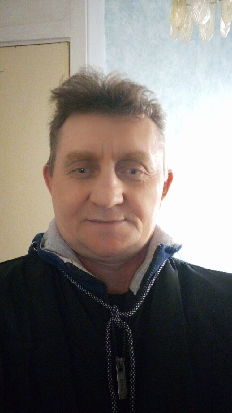  33374646  Sergey, 54 ,    