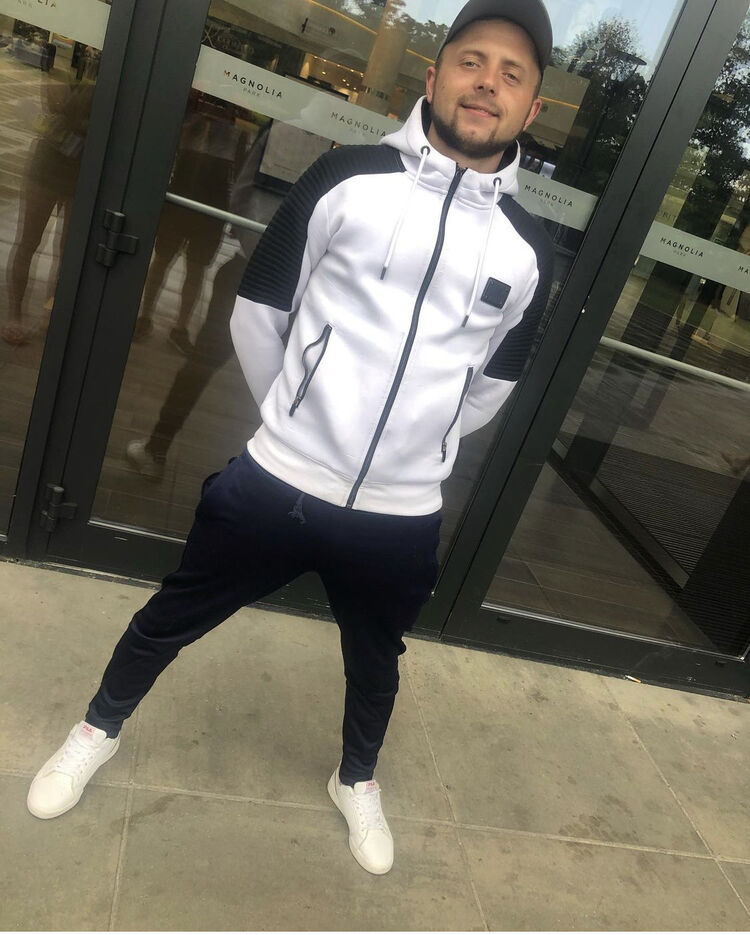 ���� 25042296 ������� ����, 28 ���, ���� ���������� � �������