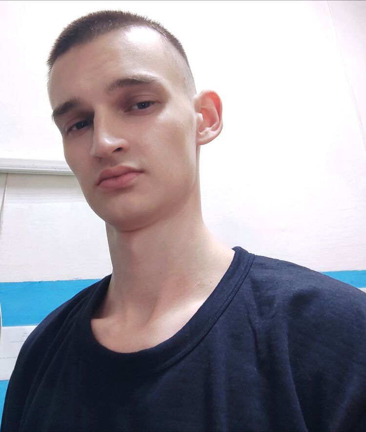  48572316  , 21 ,    