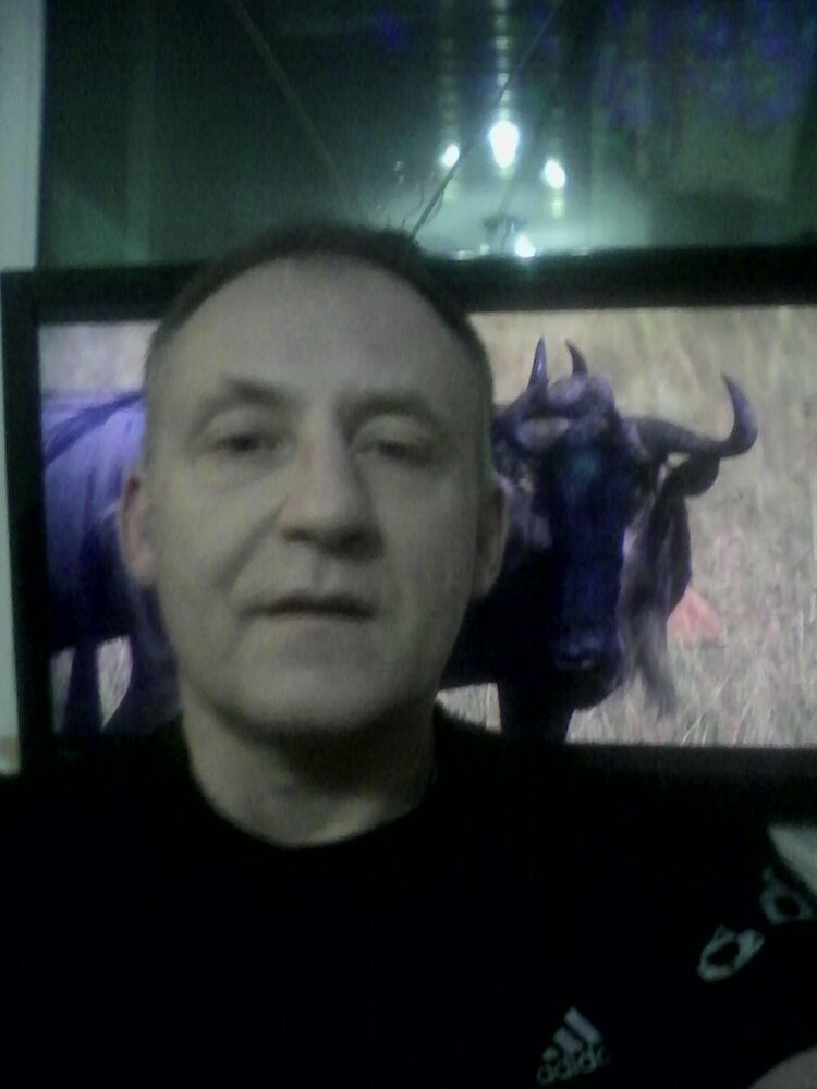  9311346  MAIKL, 54 ,    