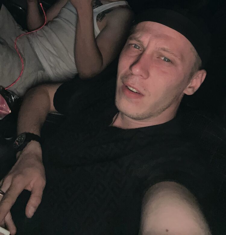  53669666  Gourmet, 27 ,    