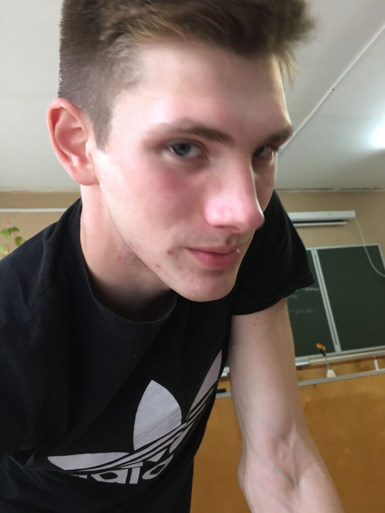  13532866  Sexmann, 26 ,    
