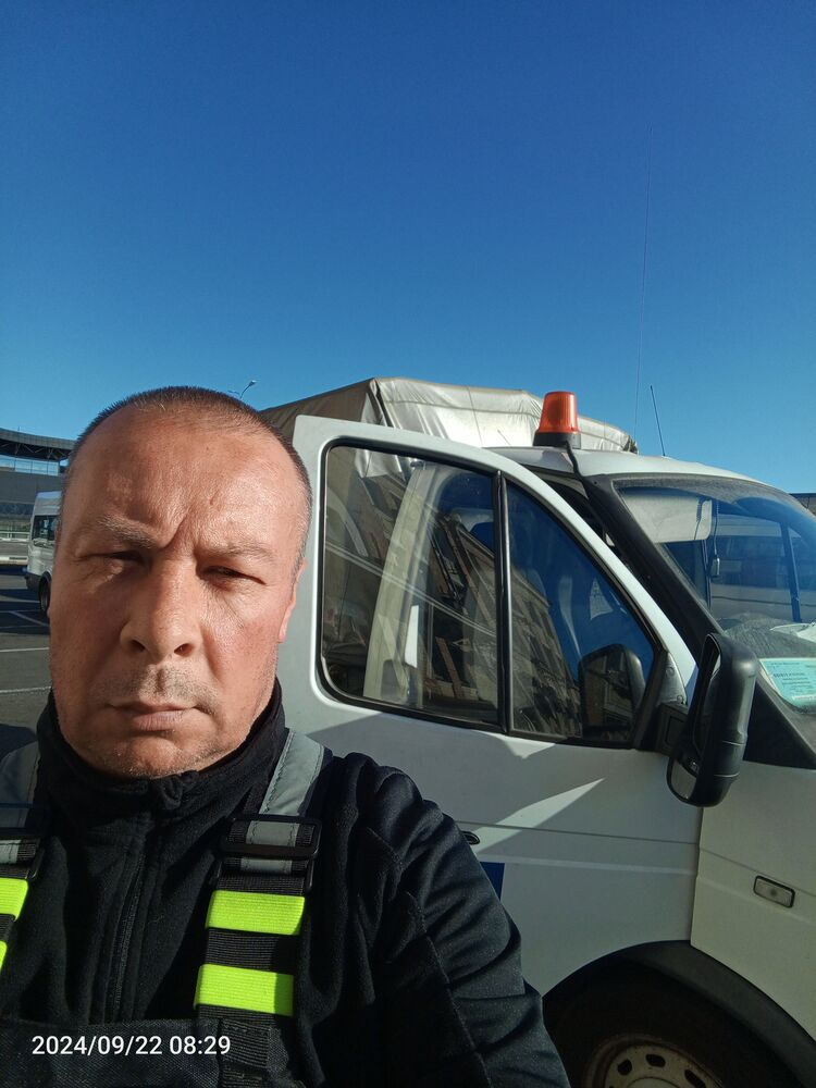 46965266  , 48 ,    