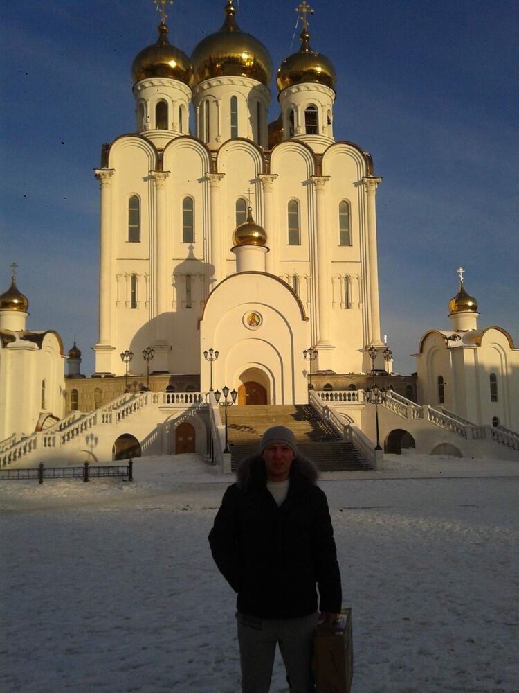  44262836  Maksim, 47 ,    