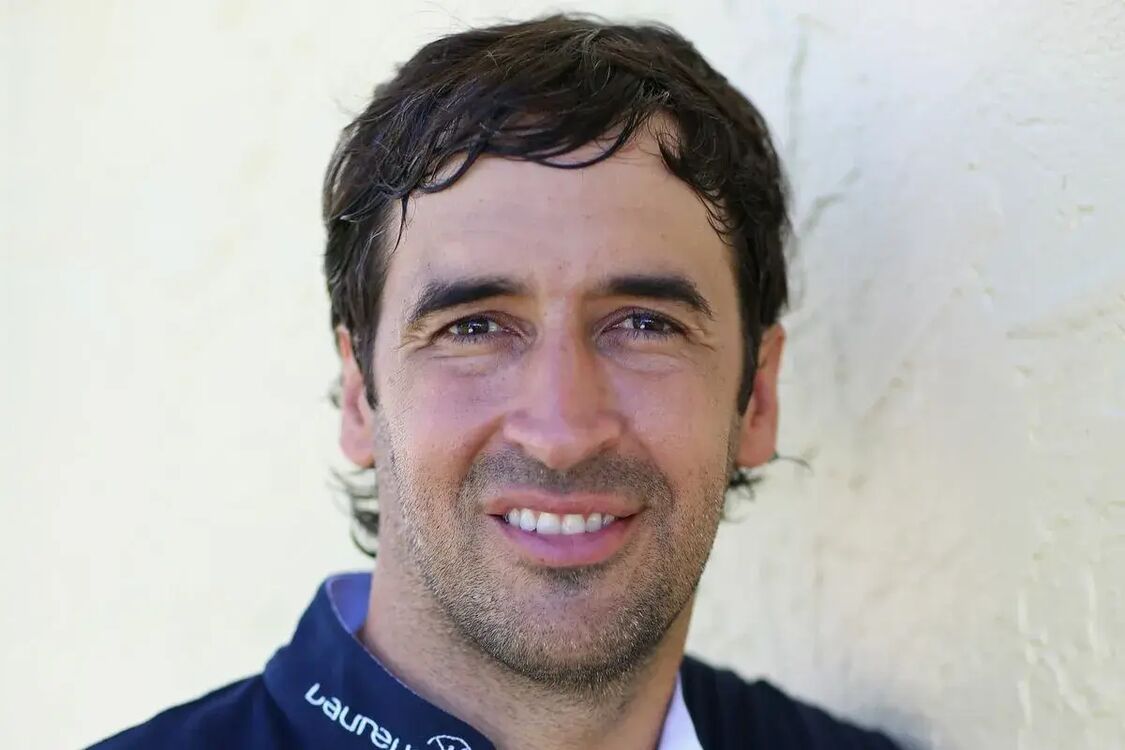  ,   Diego, 42 ,   ,   