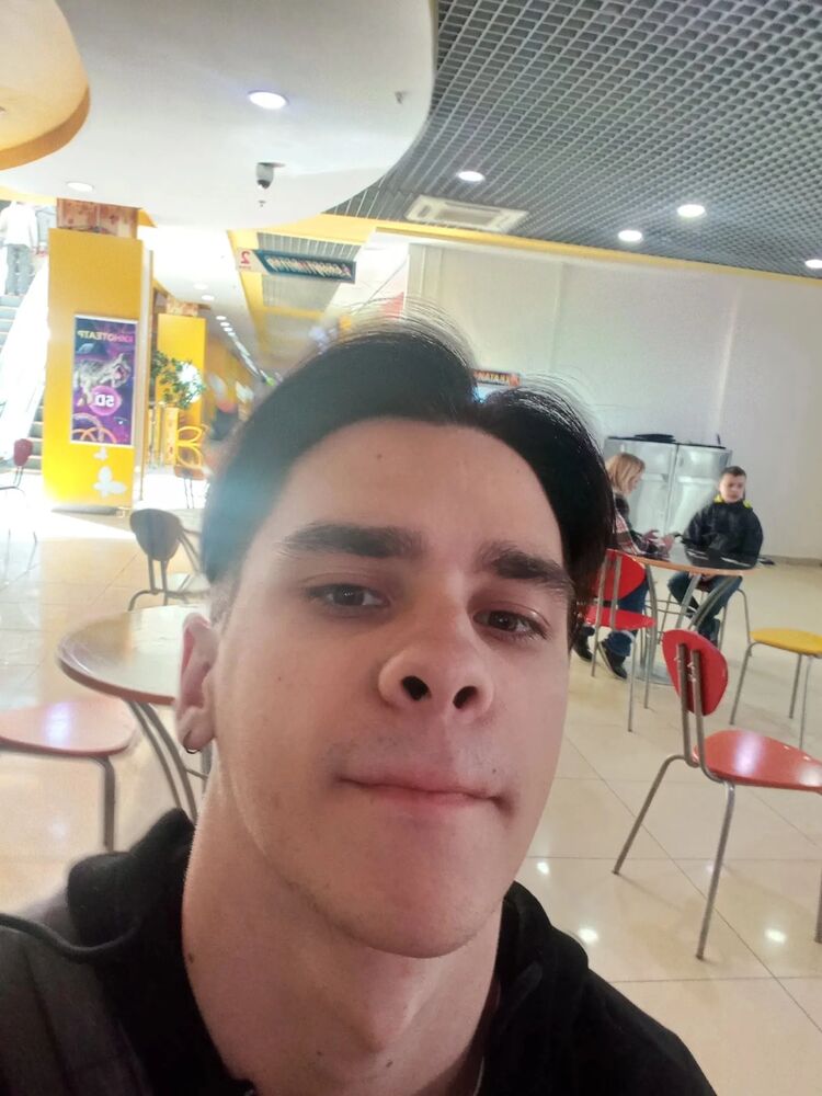  43994396  Alexey, 22 ,    
