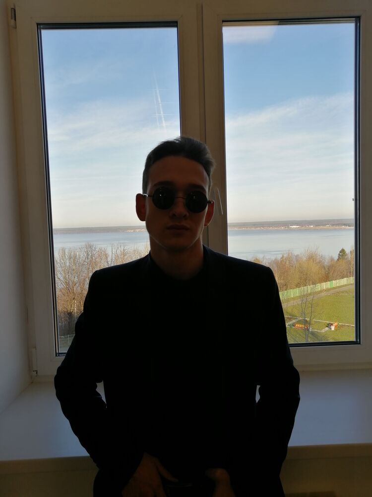  22748996  Gali, 23 ,    