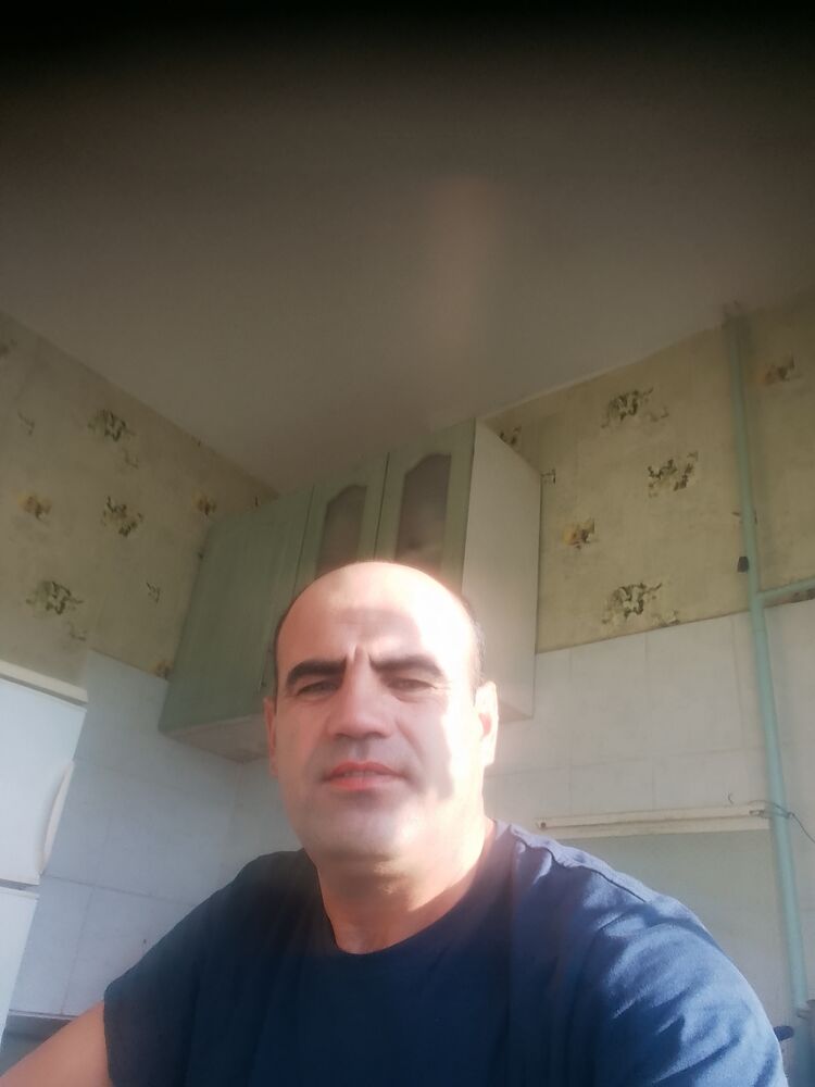  38446166  Anvar, 40 ,    