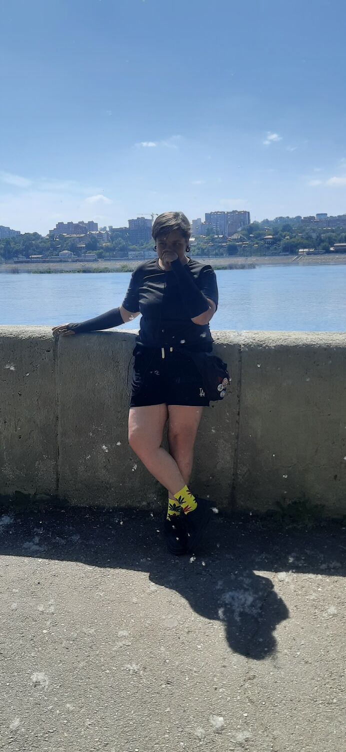  45737296  Evgenia, 24 ,    