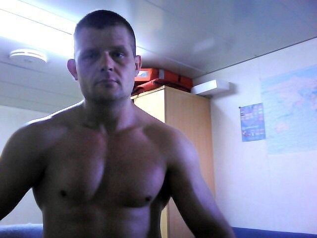  ,   Alekc, 42 ,   