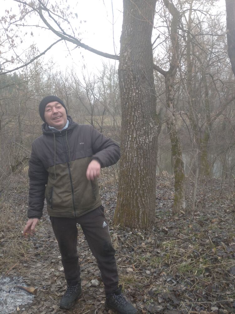  ,   Oleg, 45 ,   ,   