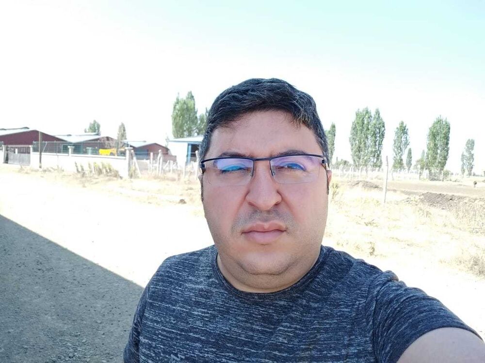  ,   Alper, 40 ,   ,   , c 