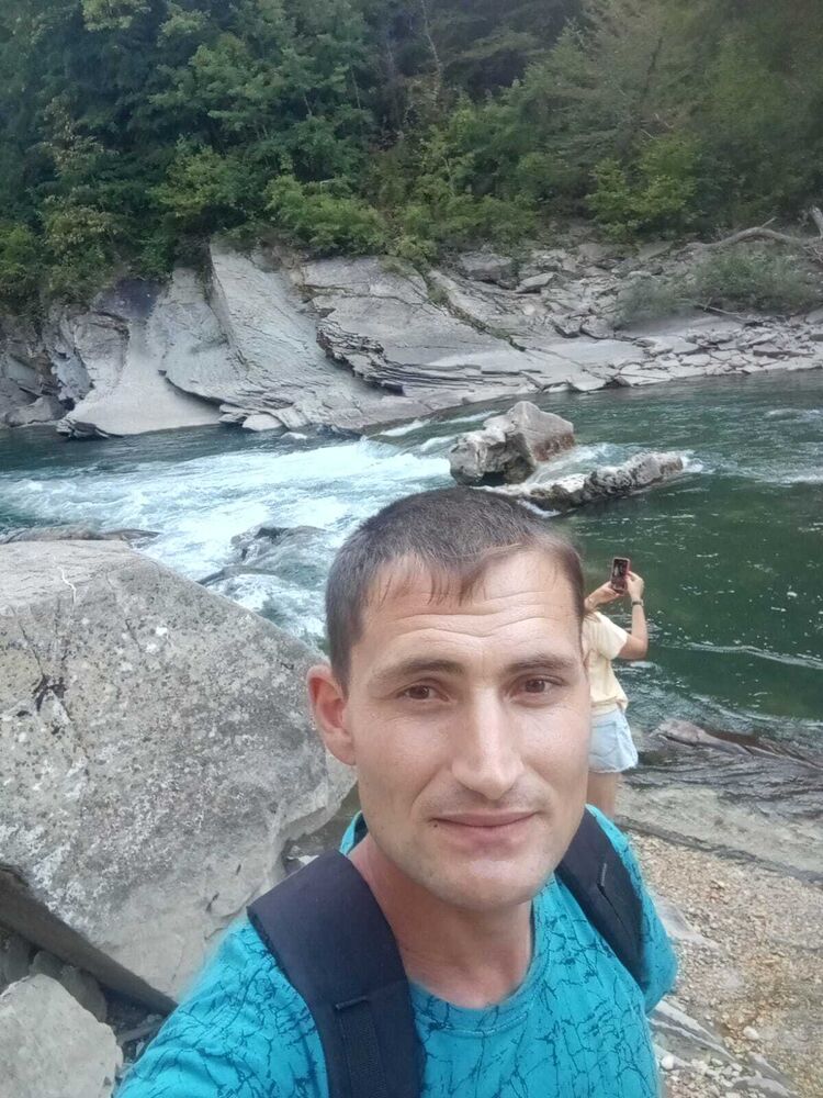  ,   Eugene, 32 ,   ,   , c , 