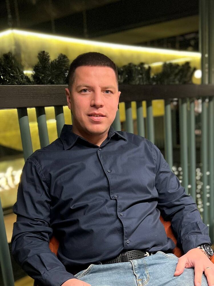  ,   Andrey, 34 ,   ,   