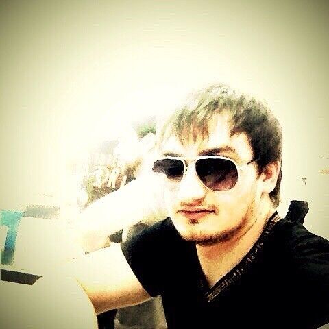  ,   Ruslan, 37 ,   ,   , c 