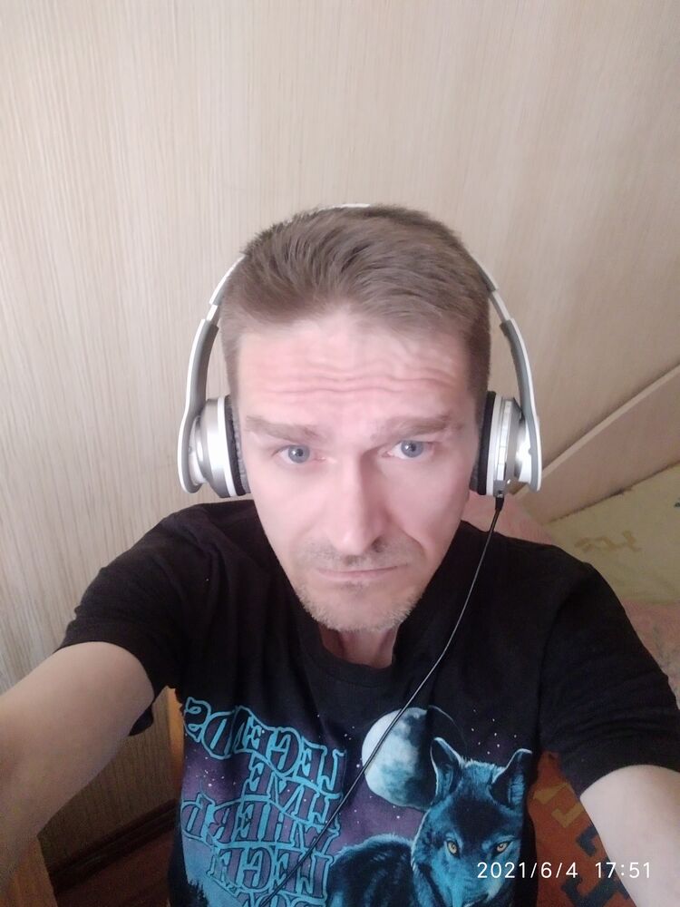  23191656  , 49 ,    
