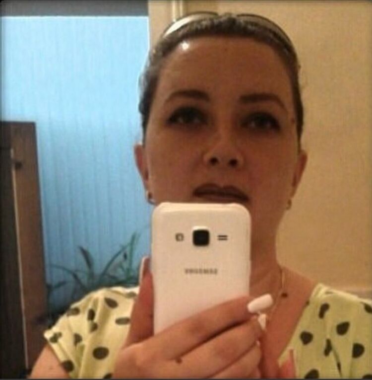  ,   Ksenia, 48 ,   c 