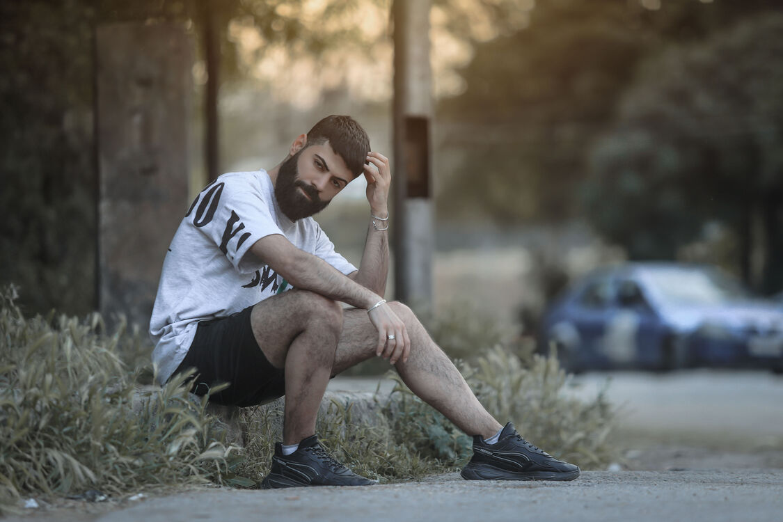  52228976  Nour, 27 ,    