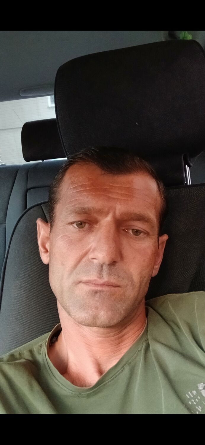  ,   Gocha, 40 ,   ,   