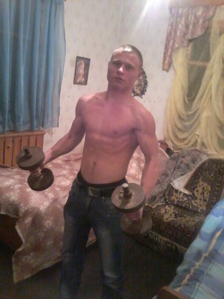  ,   Evgenyi, 32 ,   ,   