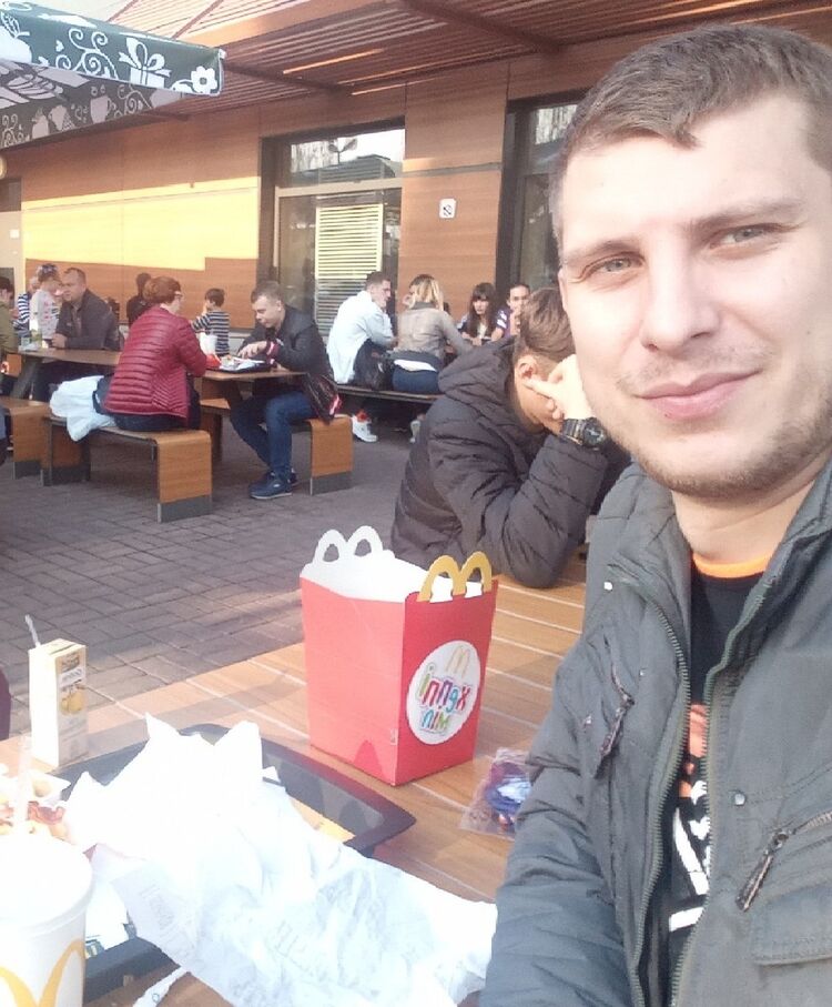  18484806  Dmitry, 31 ,     