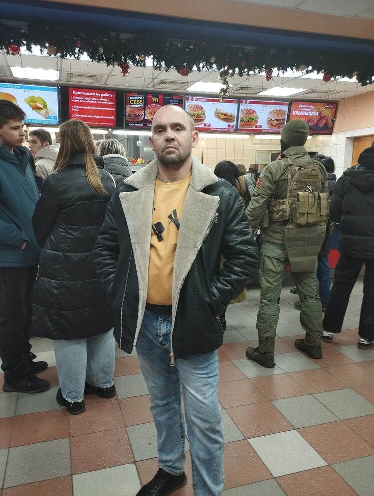  48642686  , 41 ,    