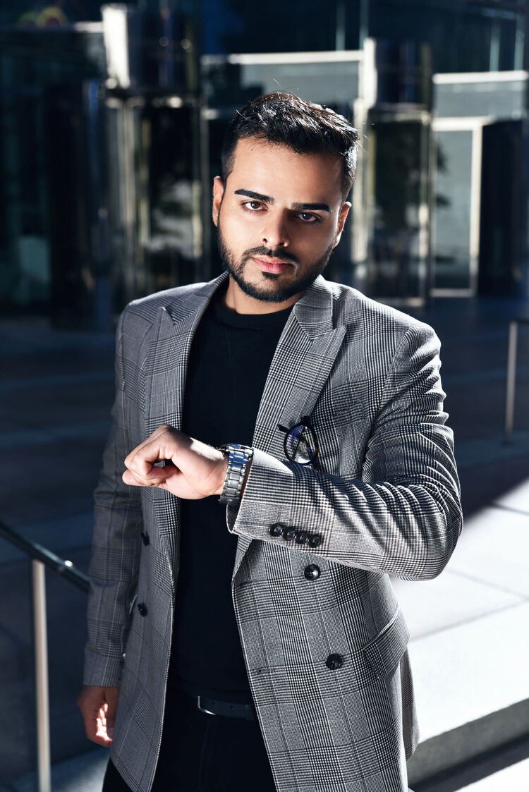  ,   Dhru, 30 ,   ,   