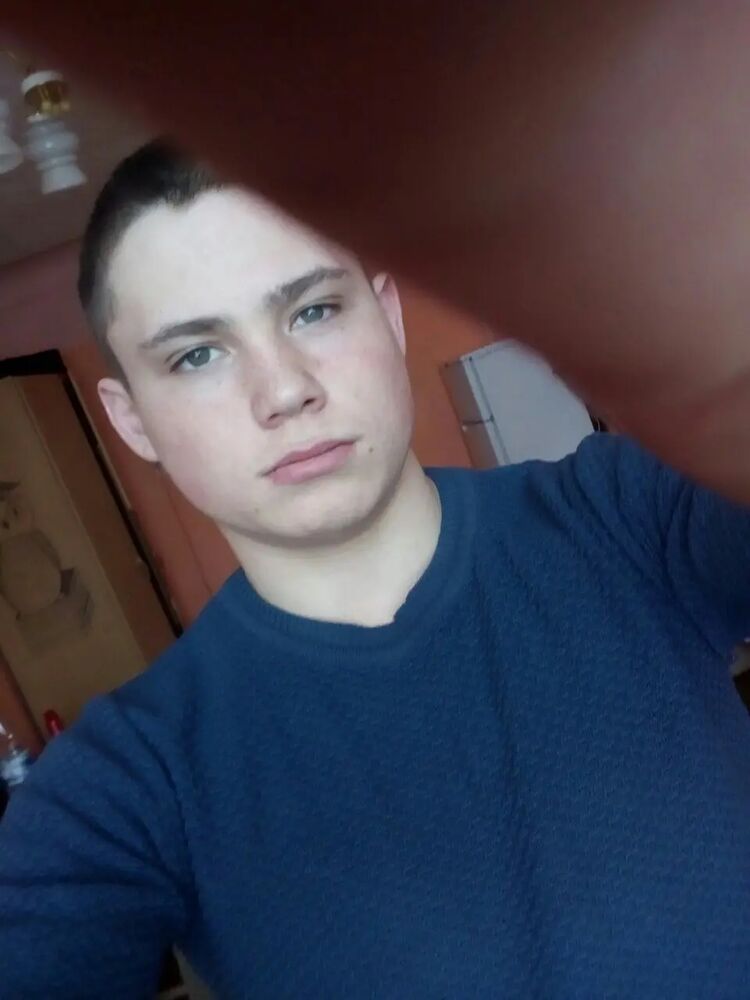  ,   Oleg, 25 ,   ,   , c , 
