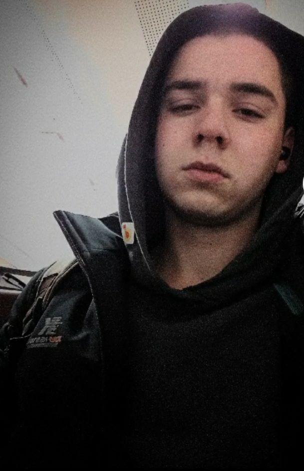  -,   , 22 ,   ,   