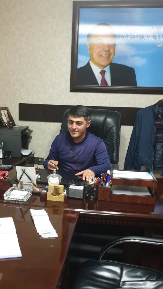  17879646  Kamran, 44 ,    