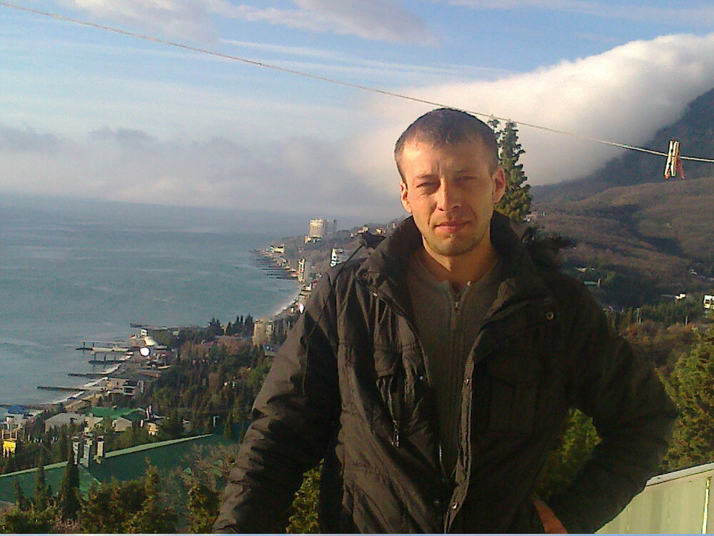  10150956  Oleg, 49 ,    