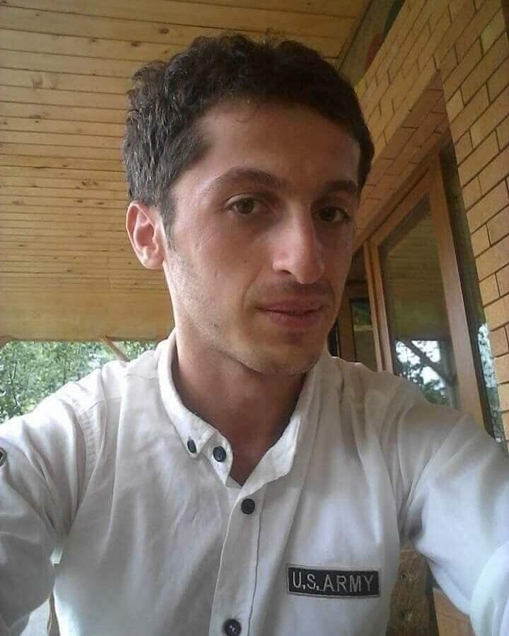  ,   Gogita, 32 ,     , c 