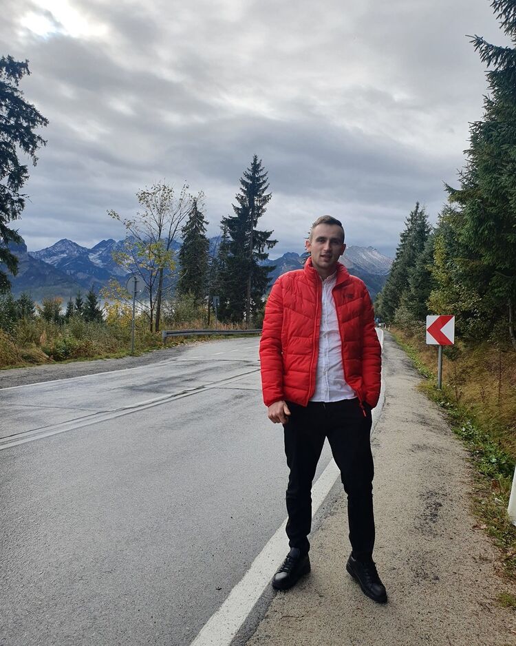  ,   Vitalik, 32 ,     , c , 