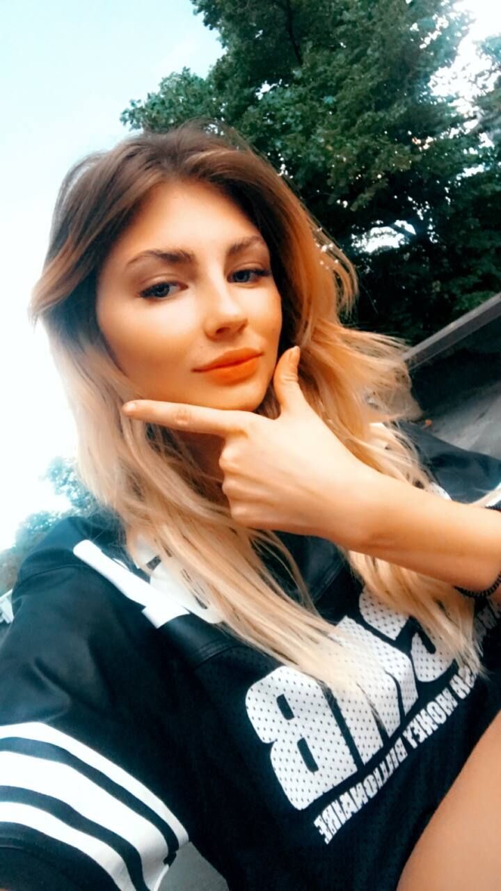  Bolvadin,   Jasmin, 24 ,     , c , 