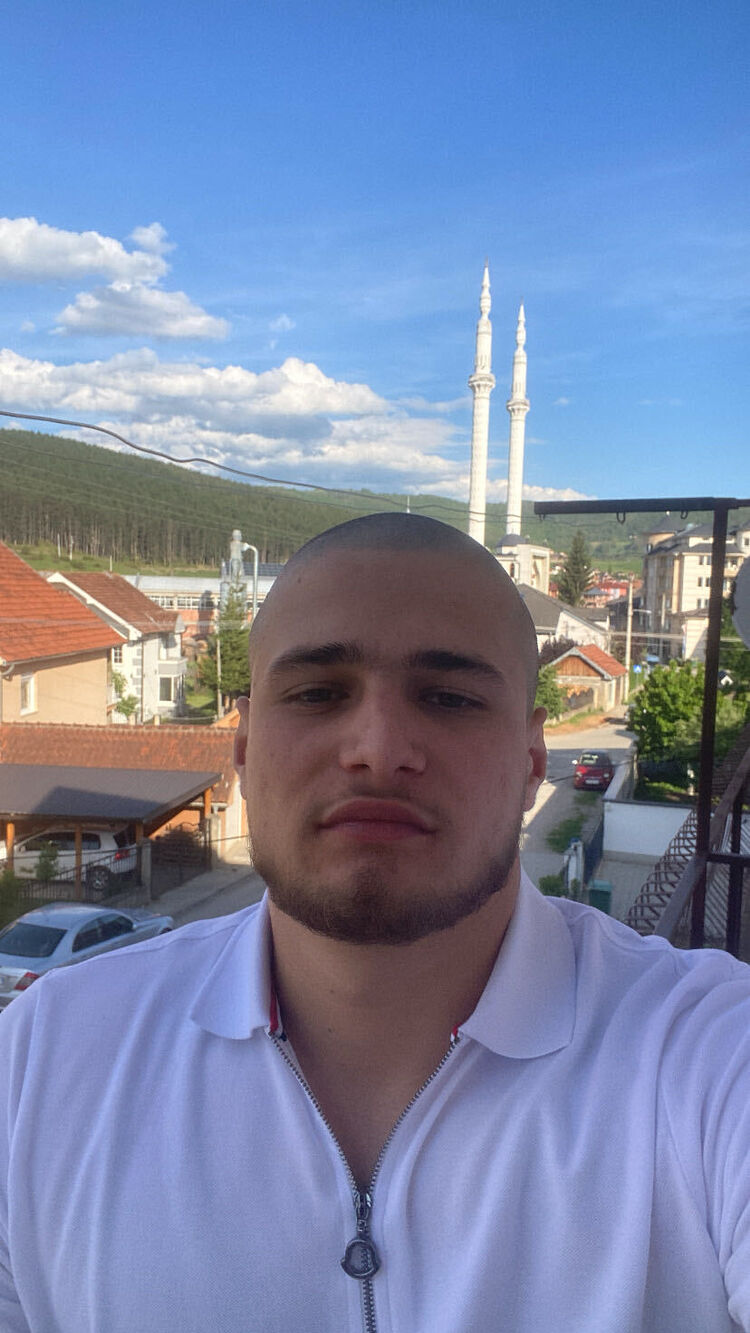 43907056  Mirza, 23 ,    Eichgraben