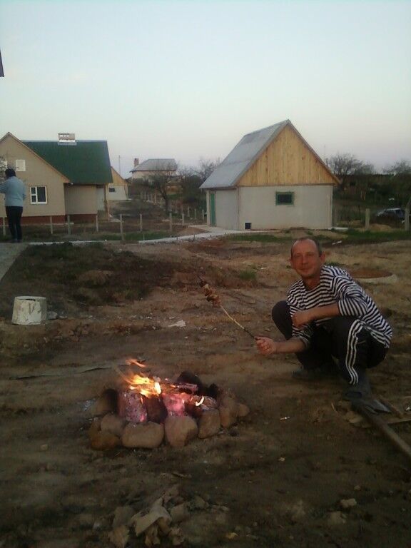  6678656  AleX, 46 ,    
