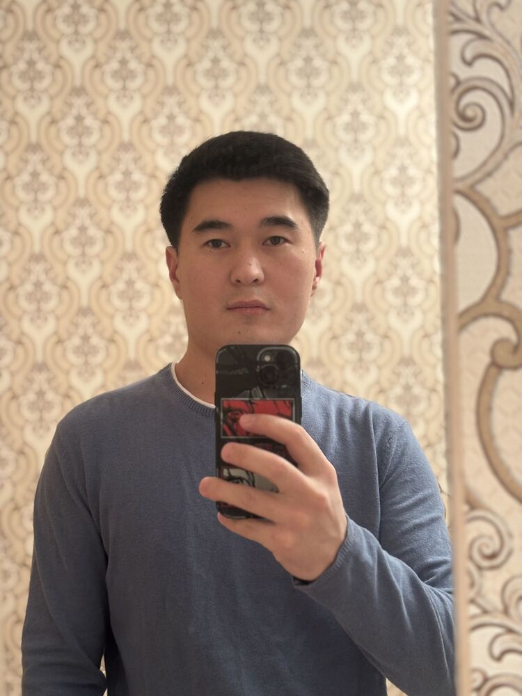  50383776  Zhas, 31 ,    