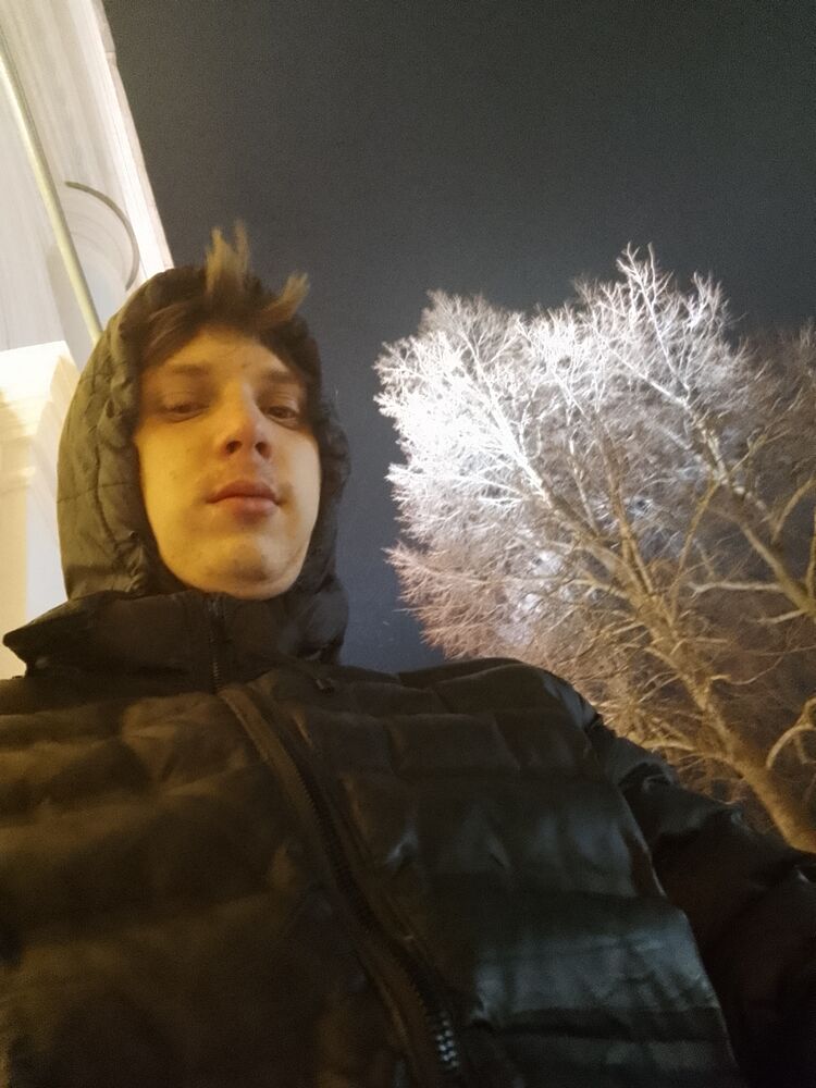  39458966  Kola, 24 ,    