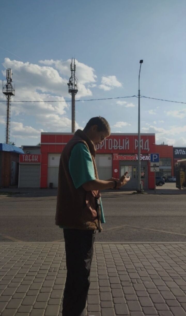  47025486  , 19 ,    