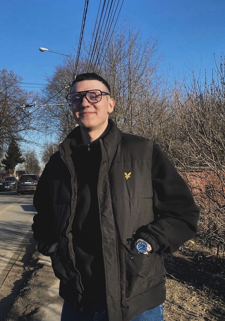  Frankfurt am Main,   , 21 ,   ,   