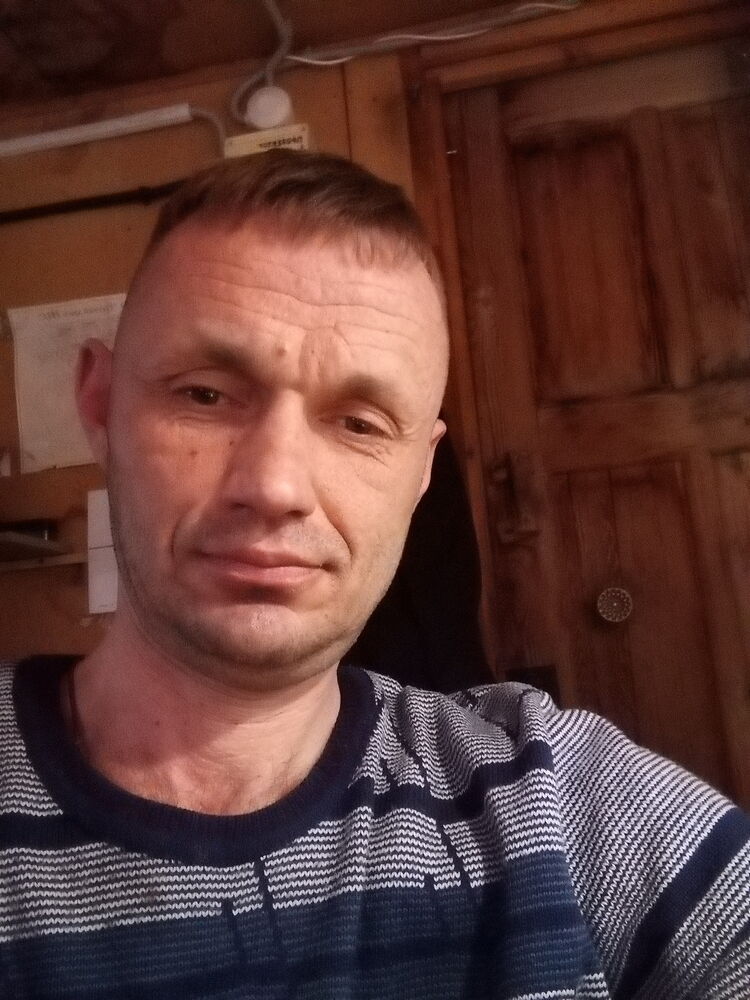  33052486  Evgeny, 48 ,    