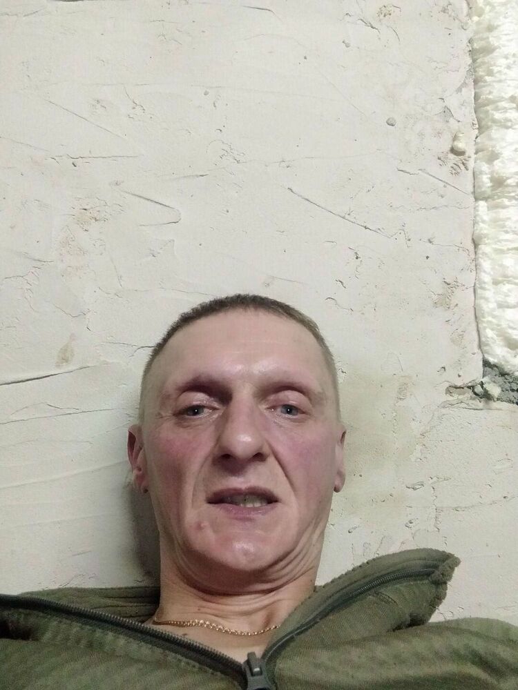  ,   Maksim, 41 ,   c 